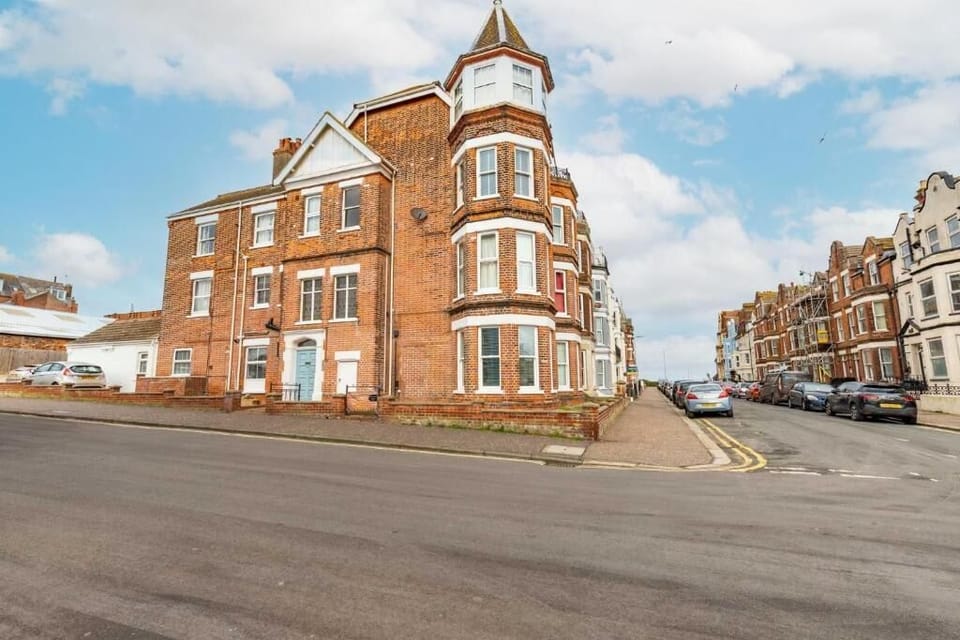 Cabbell Towers, Cromer - Host & Stay