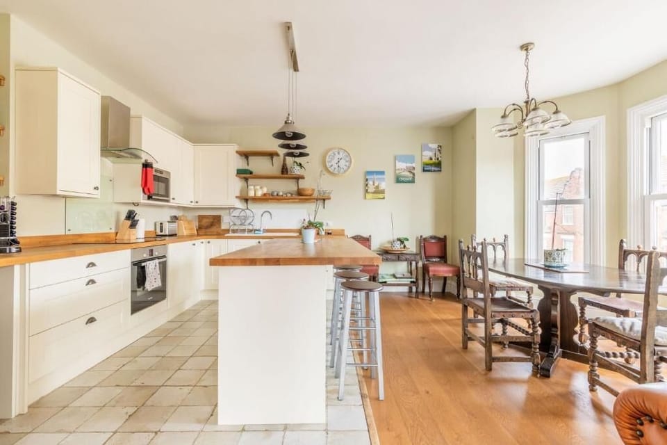 Cabbell Towers, Cromer - Host & Stay