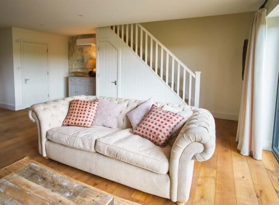Number Five | PigLets, Swaffham - Host & Stay