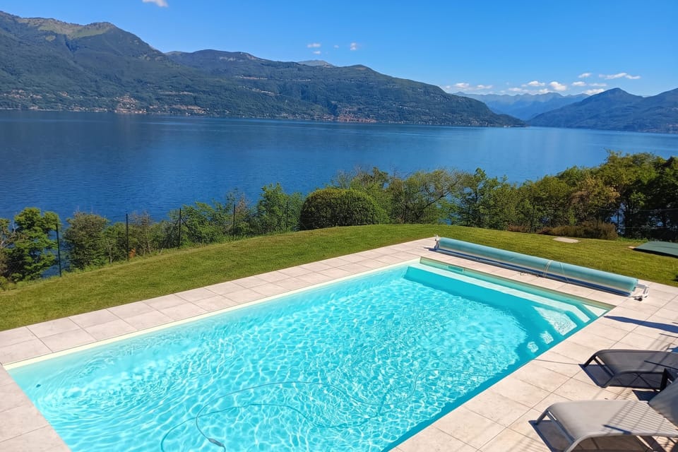 Family Villa, 4 Bedrooms, Balcony, Mountainside (Casa Antonia: Lake Maggiore Villa) | Pool | Seasonal outdoor pool