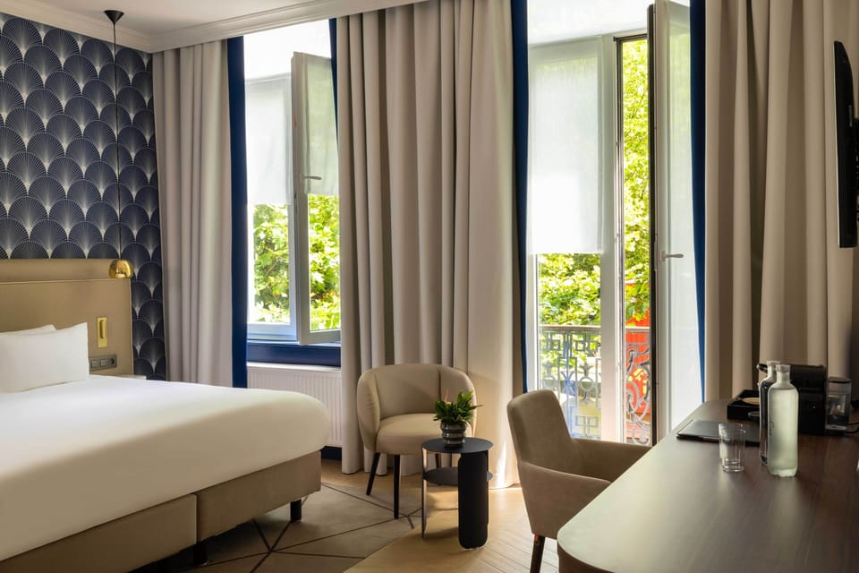 Deluxe Double Room (Augustin) | Premium bedding, in-room safe, desk, blackout drapes