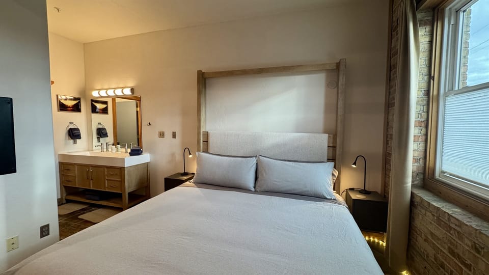 King Bed with Firm Memory Foam Mattress