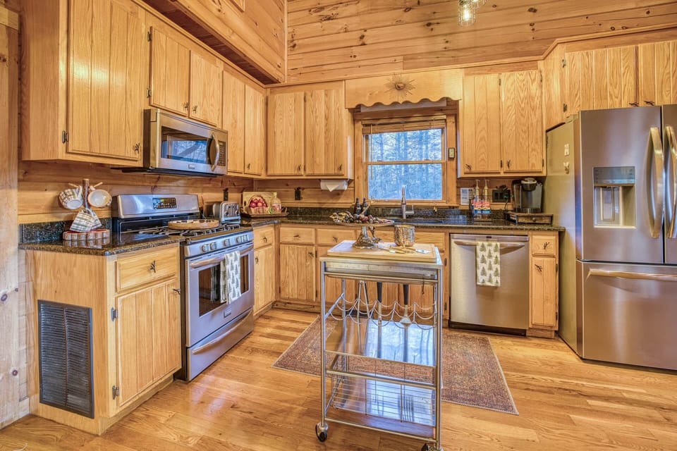 Well equipped kitchen for fun family meals