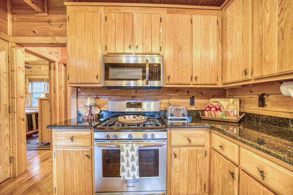 Toaster, oven and microwave for easy cooking