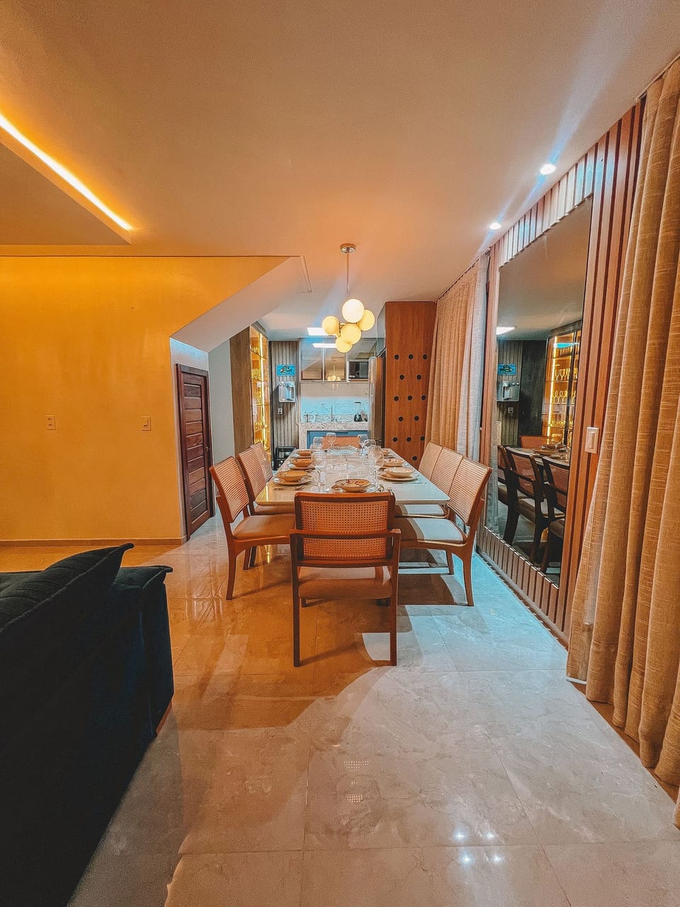 Chalet | Dining
