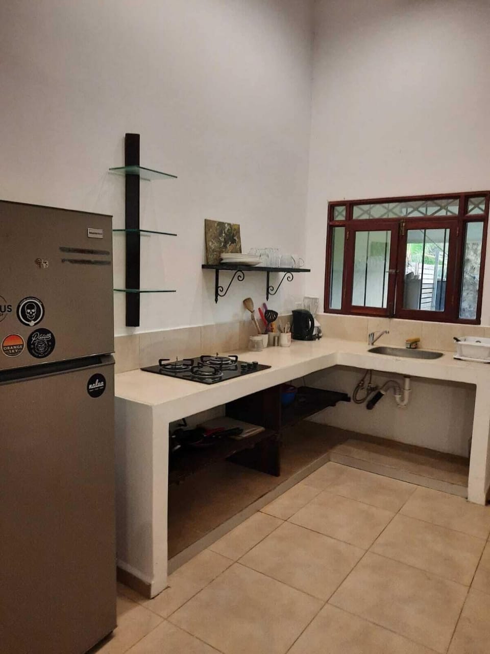 Classic Studio, 1 Bedroom, Kitchen, Garden View | Private kitchen | Full-size fridge, stovetop, cookware/dishes/utensils