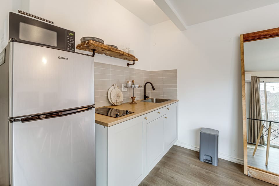 Kitchen | Cooking Basics Supplied