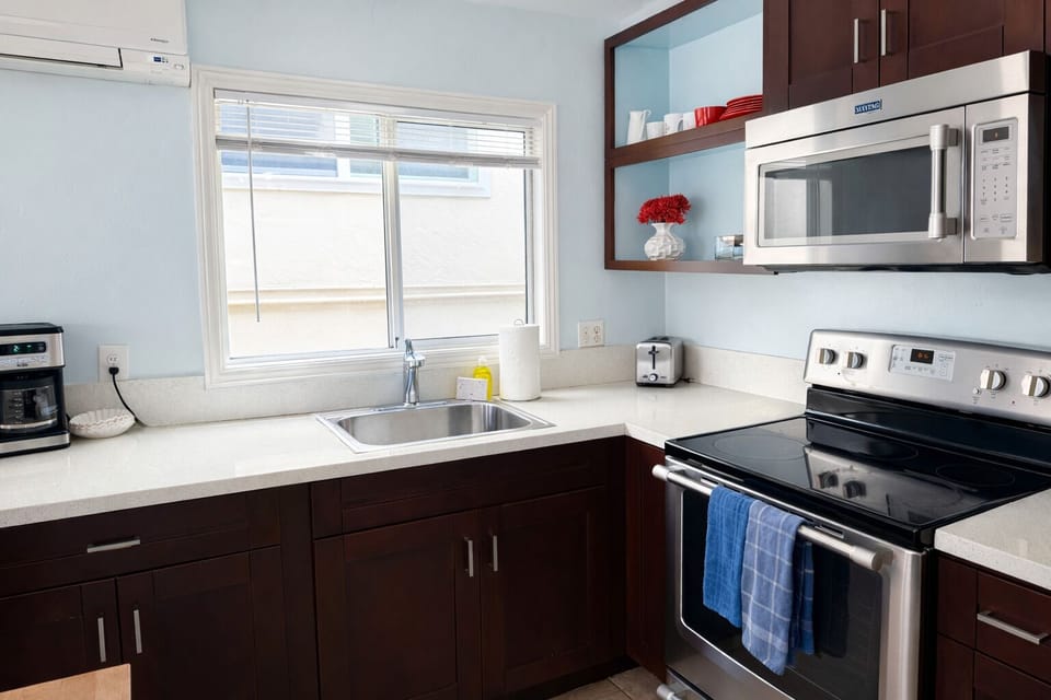 Apartment, Patio | Private kitchen