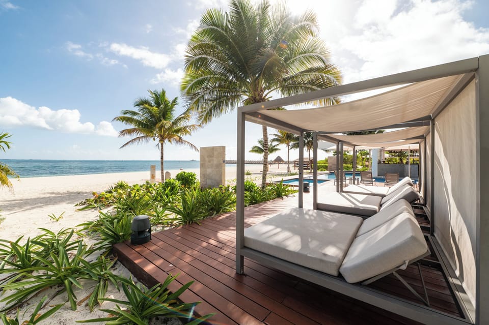 Beach club/ Club de playa