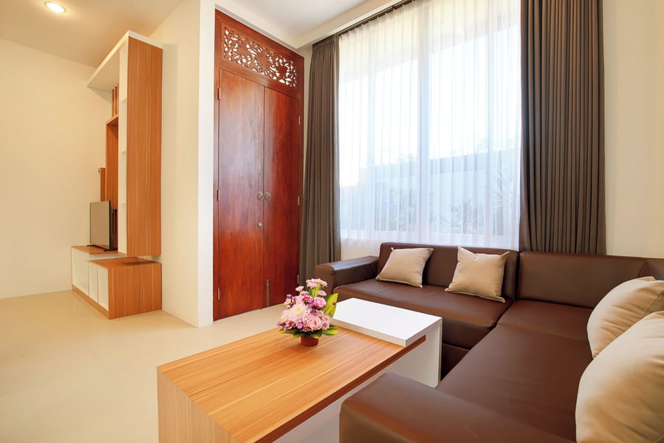 Villa, 1 Bedroom, City View | Living area