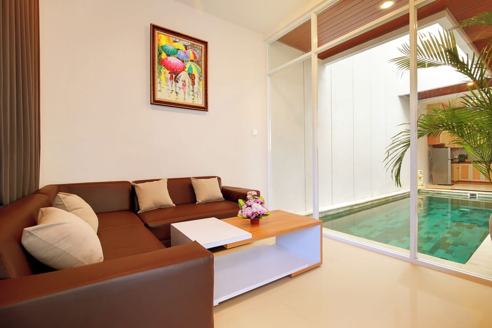 Villa, 1 Bedroom, City View | Living area