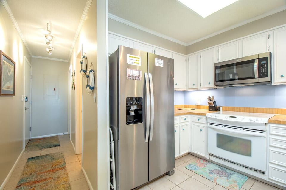 Spacious modern kitchen perfect for cooking after a fun day at the beach