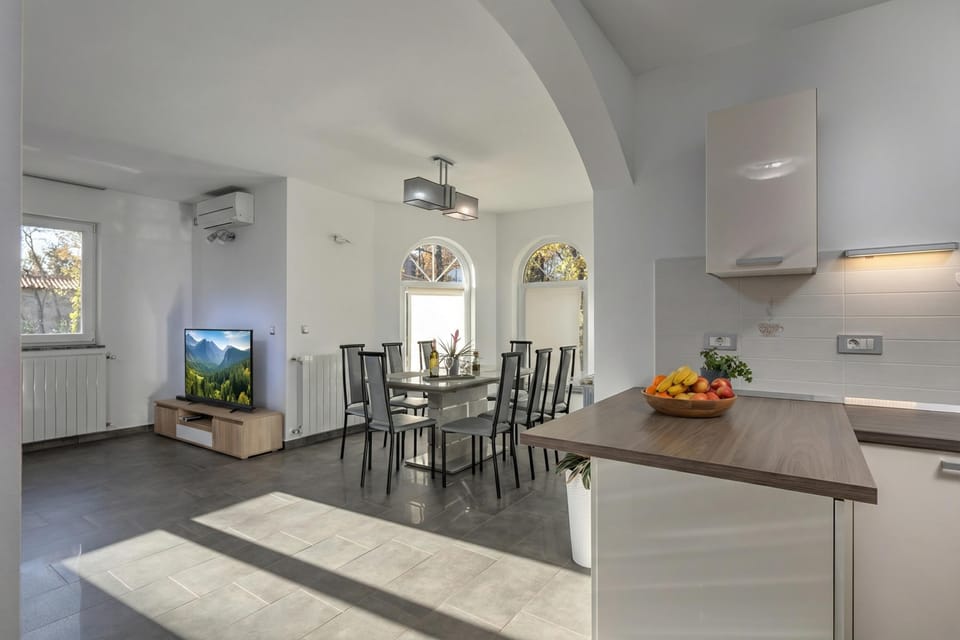 Living and dining room