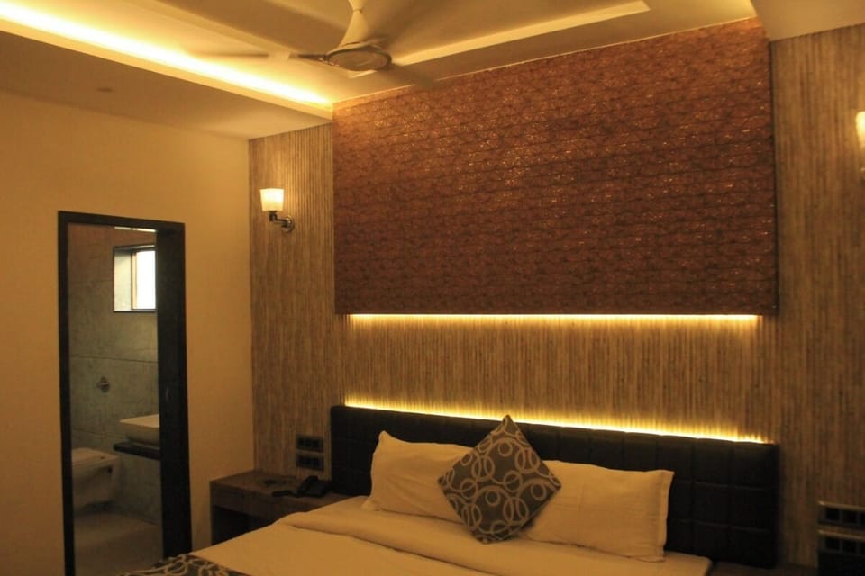 Deluxe Room | Free WiFi, bed sheets