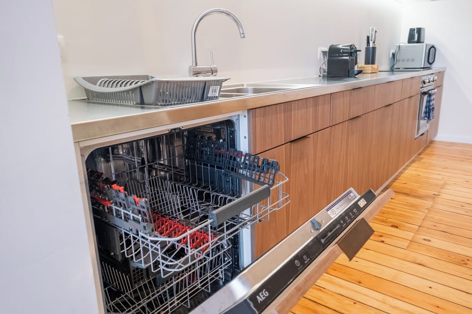Apartment, 1 Bedroom, Balcony, City View | Private kitchen