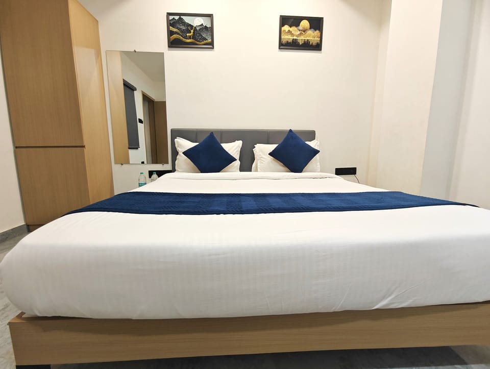 Deluxe Double Room | Desk, free WiFi