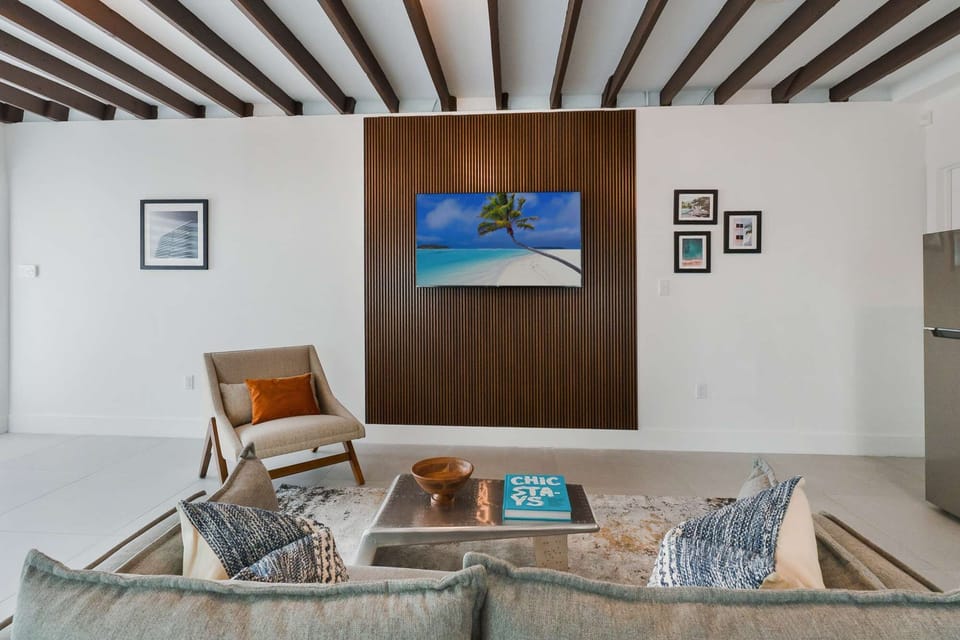 Modern cozy living area.