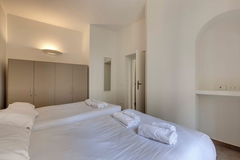 Apartment, Balcony | 2 bedrooms, iron/ironing board, free WiFi
