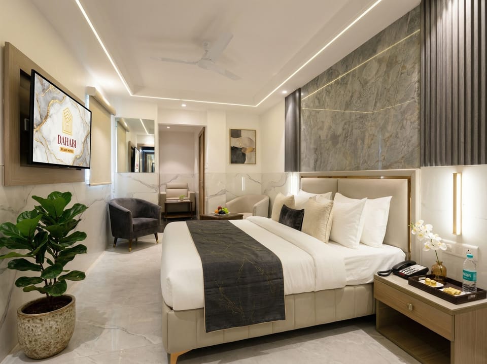 Superior Room | In-room safe, iron/ironing board, free WiFi, bed sheets