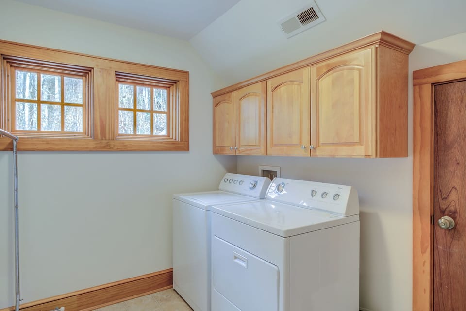 Laundry Room--- Upstairs