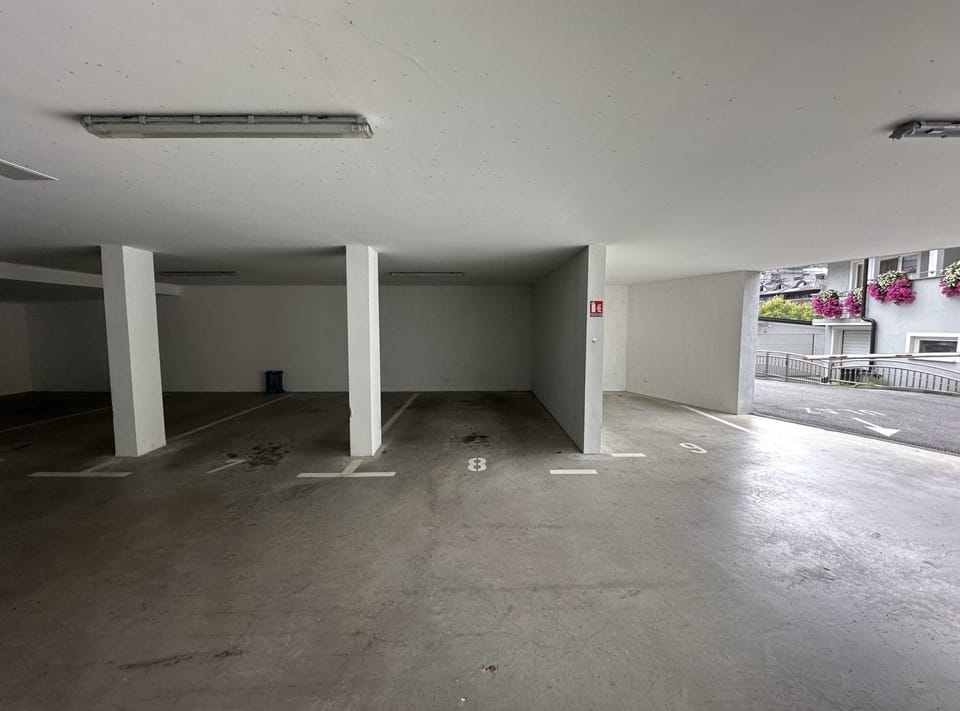 Apartment (One Bedroom Apartment) | Parking | Free self parking