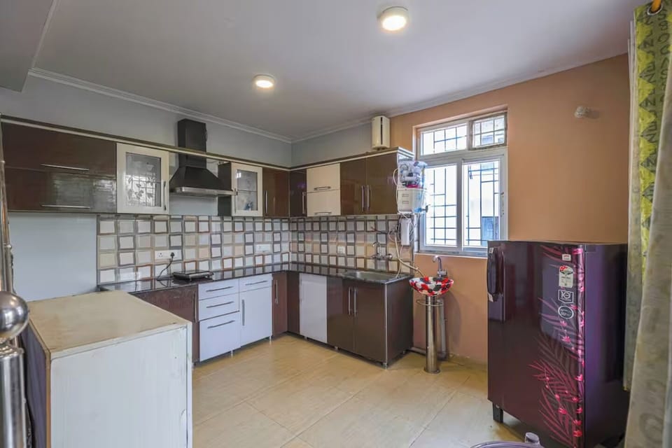 Luxury Villa, Mountain View | Private kitchen | Mini-fridge, electric kettle