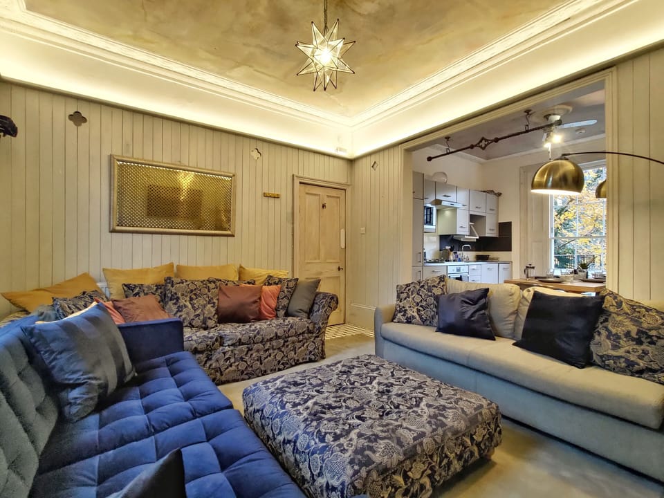 The reception in the evening with 3 comfortable sofas, one which is a sofa bed.