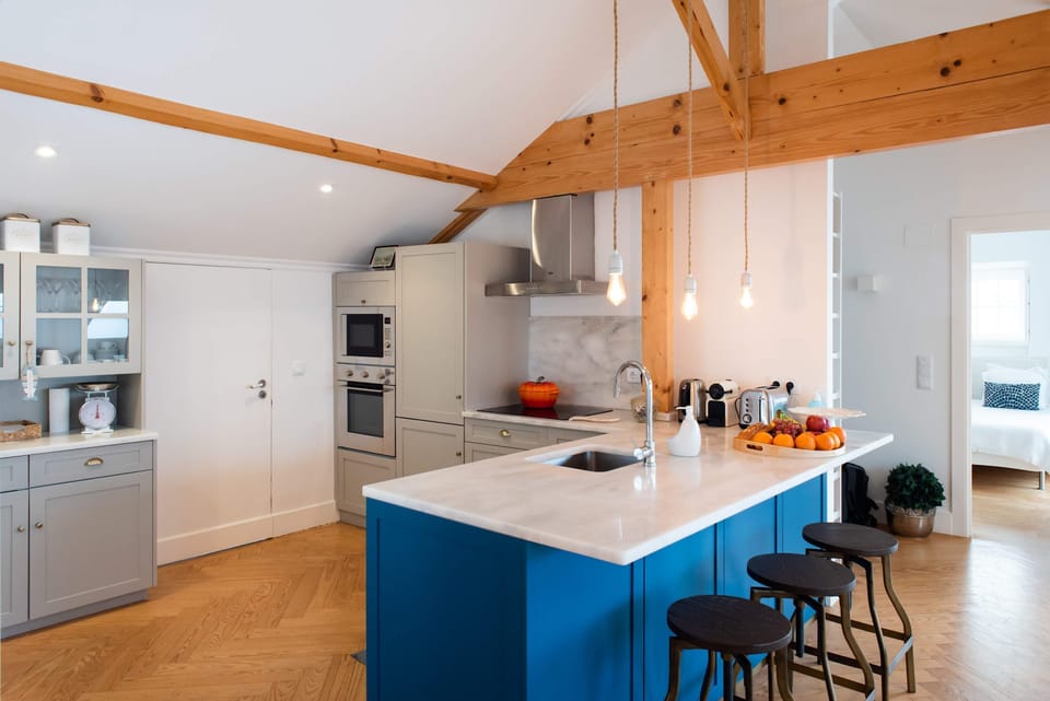 House | 3 bedrooms, desk, Internet