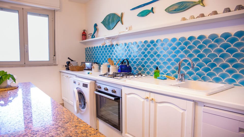 Apartment, Balcony, Sea View | Private kitchen | Toaster