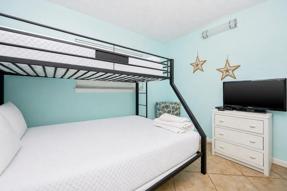 Condo, 2 Bedrooms | 2 bedrooms, WiFi (free)