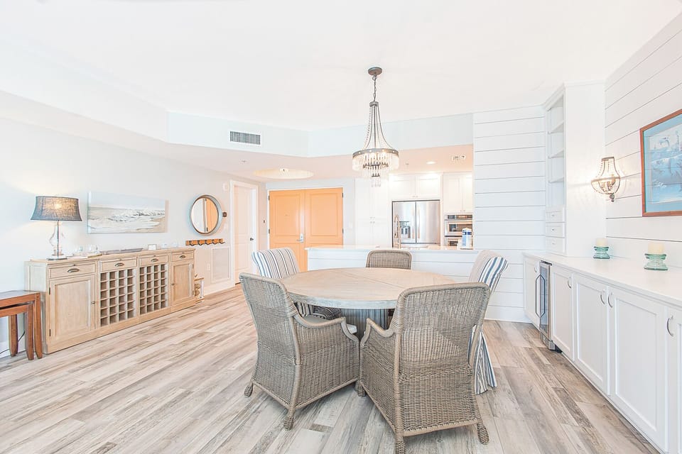 Dining Room 1.1