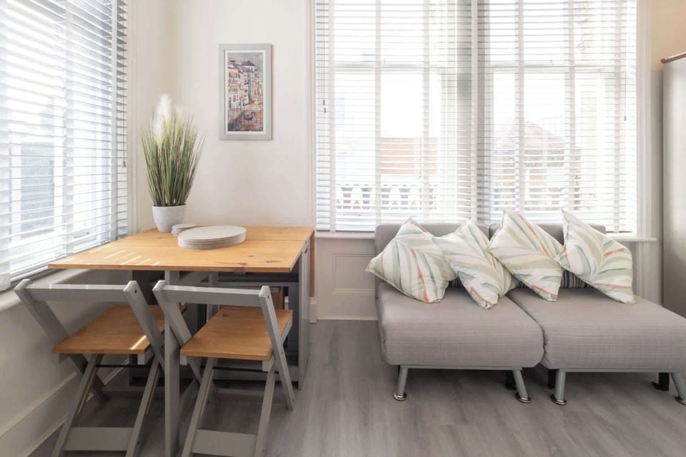 Harbour Point, Ramsgate - Host & Stay