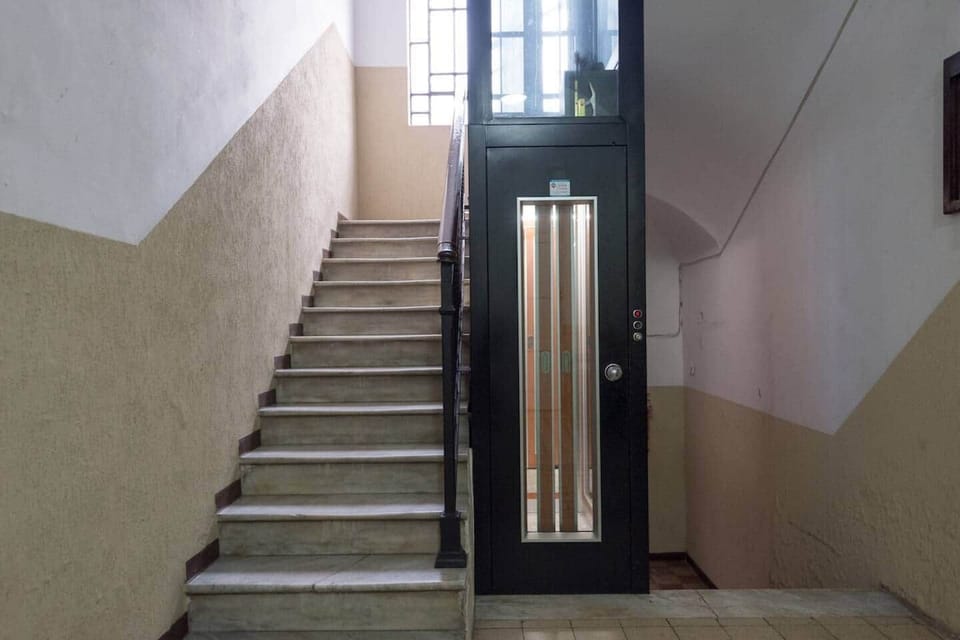Elevator