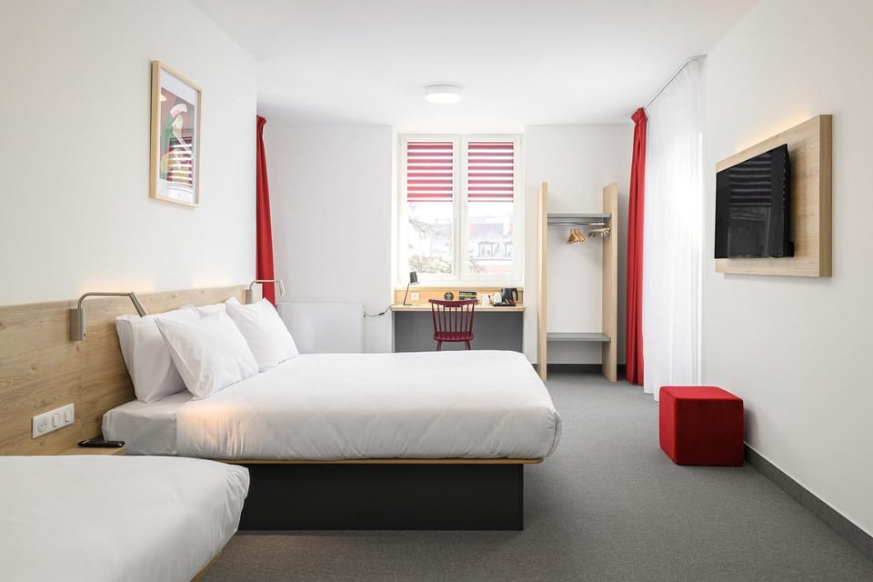 Family Triple Room, 1 Bedroom | Desk, laptop workspace, soundproofing, free WiFi
