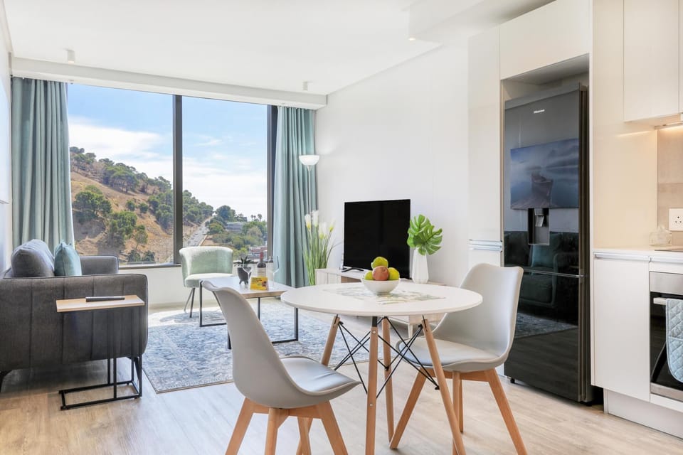 1212 Signal Hill Apartment 8