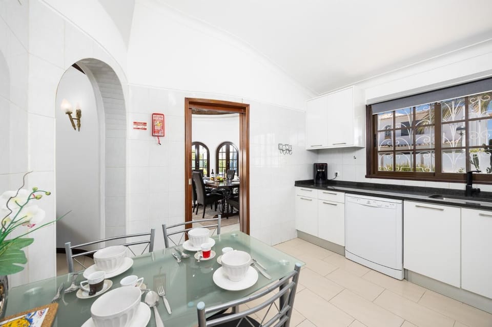 Equipped kitchen