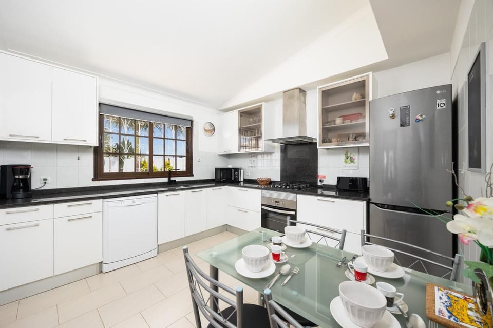 Equipped kitchen