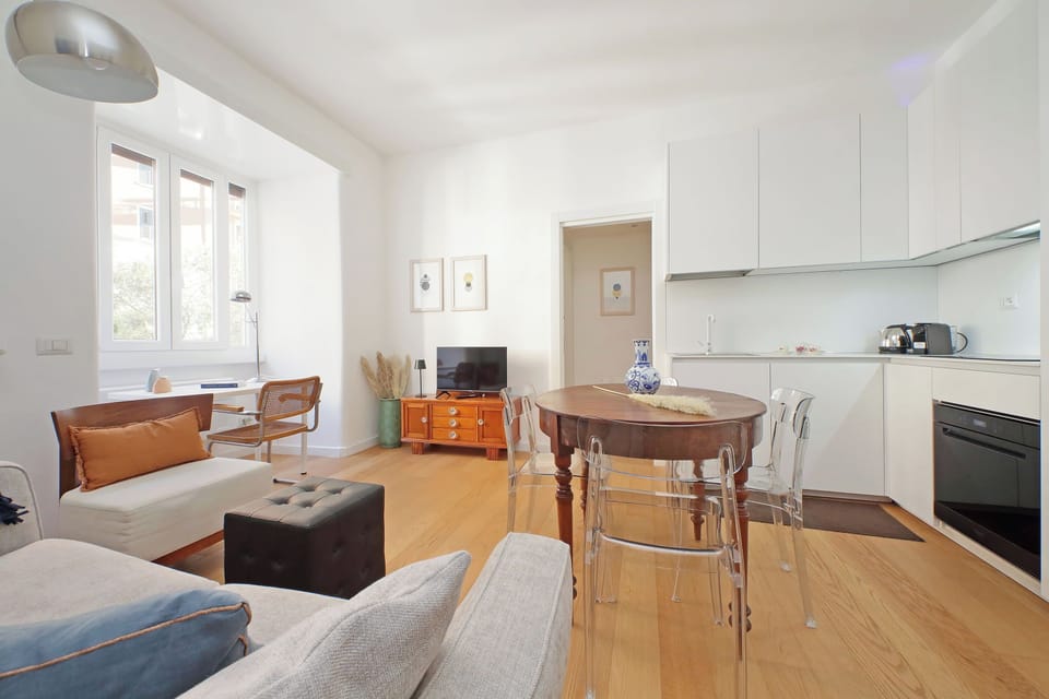 Apartment | Living area | 36-inch flat-screen TV with cable channels