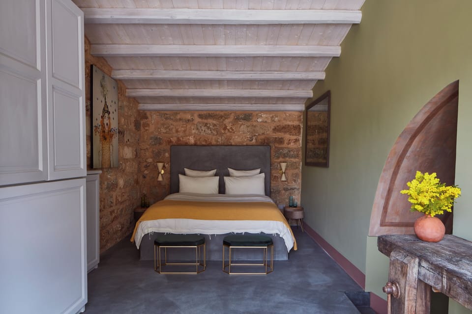 Triple Room, Patio, Garden View | In-room safe, blackout drapes, iron/ironing board, free WiFi