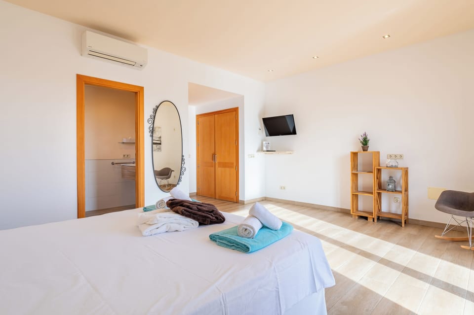 Superior Double Room, Terrace, Garden View | In-room safe, blackout drapes, iron/ironing board, free WiFi
