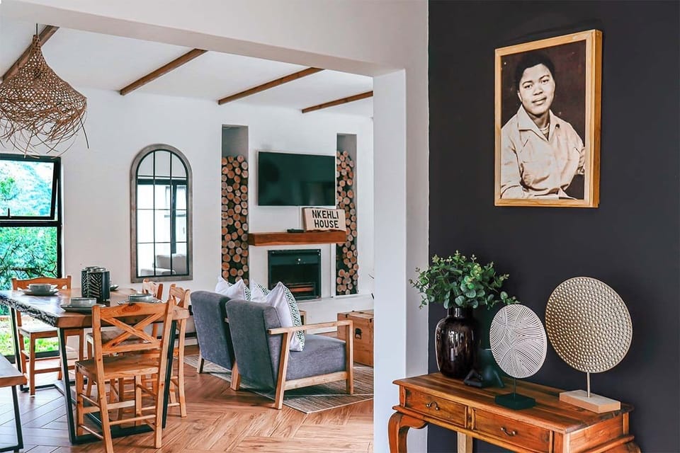 Family Suite, Patio, Mountain View | In-room dining
