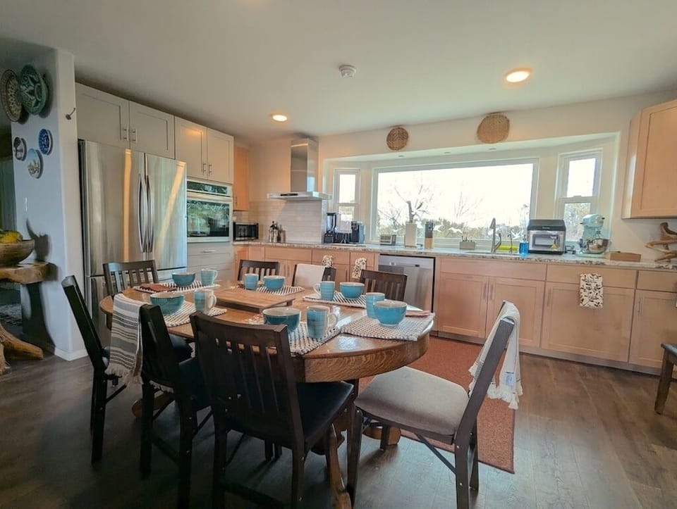 Kitchen area