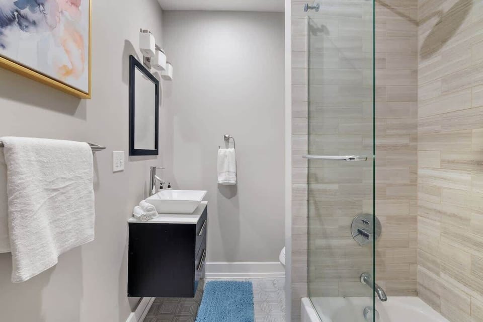 A bright, clean space where every detail makes a splash.