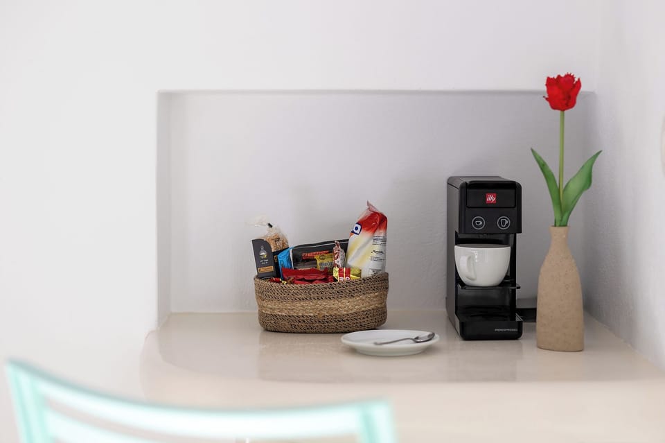 Espresso coffee and snack basket