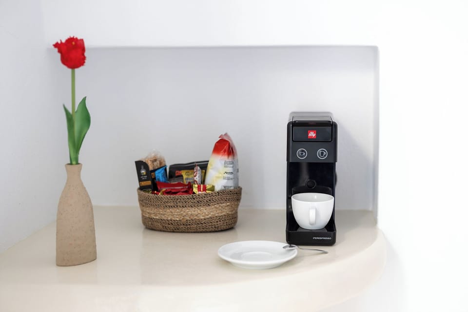 Espresso coffee and snack basket
