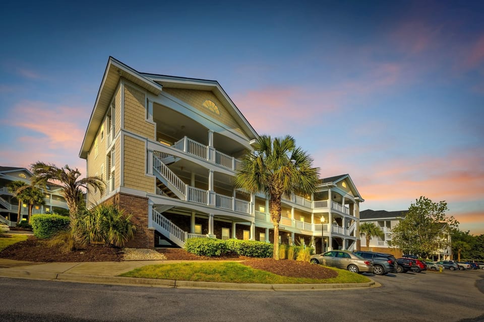 Enjoy a quiet evening watching the sunset from your private 3rd floor balcony.