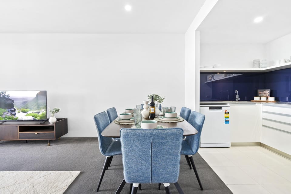 Share sumptuous meals with the family in this sophisticated dining area