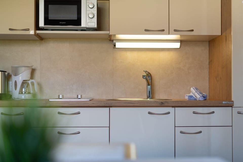 Kitchenette with everything you need
