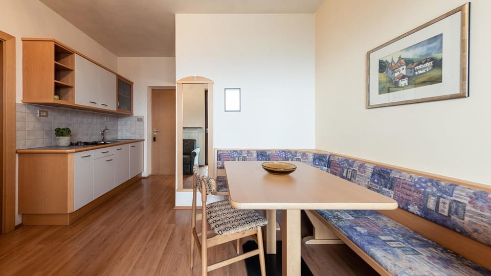 A dining table for everyone