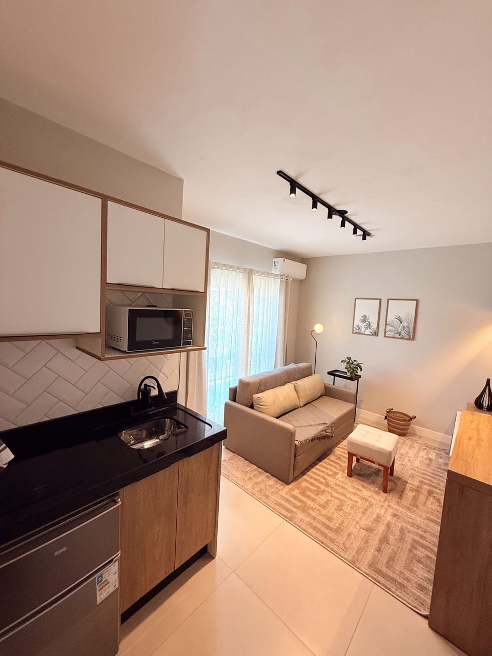 Deluxe Studio Suite | Living area
